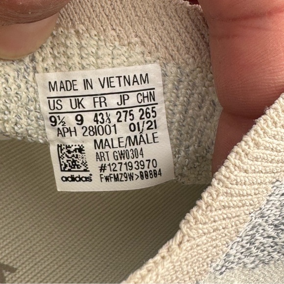 Adidas Yeezy Boost 380 Cloud White Size 9.5 Men Knit Sneakers main image 9